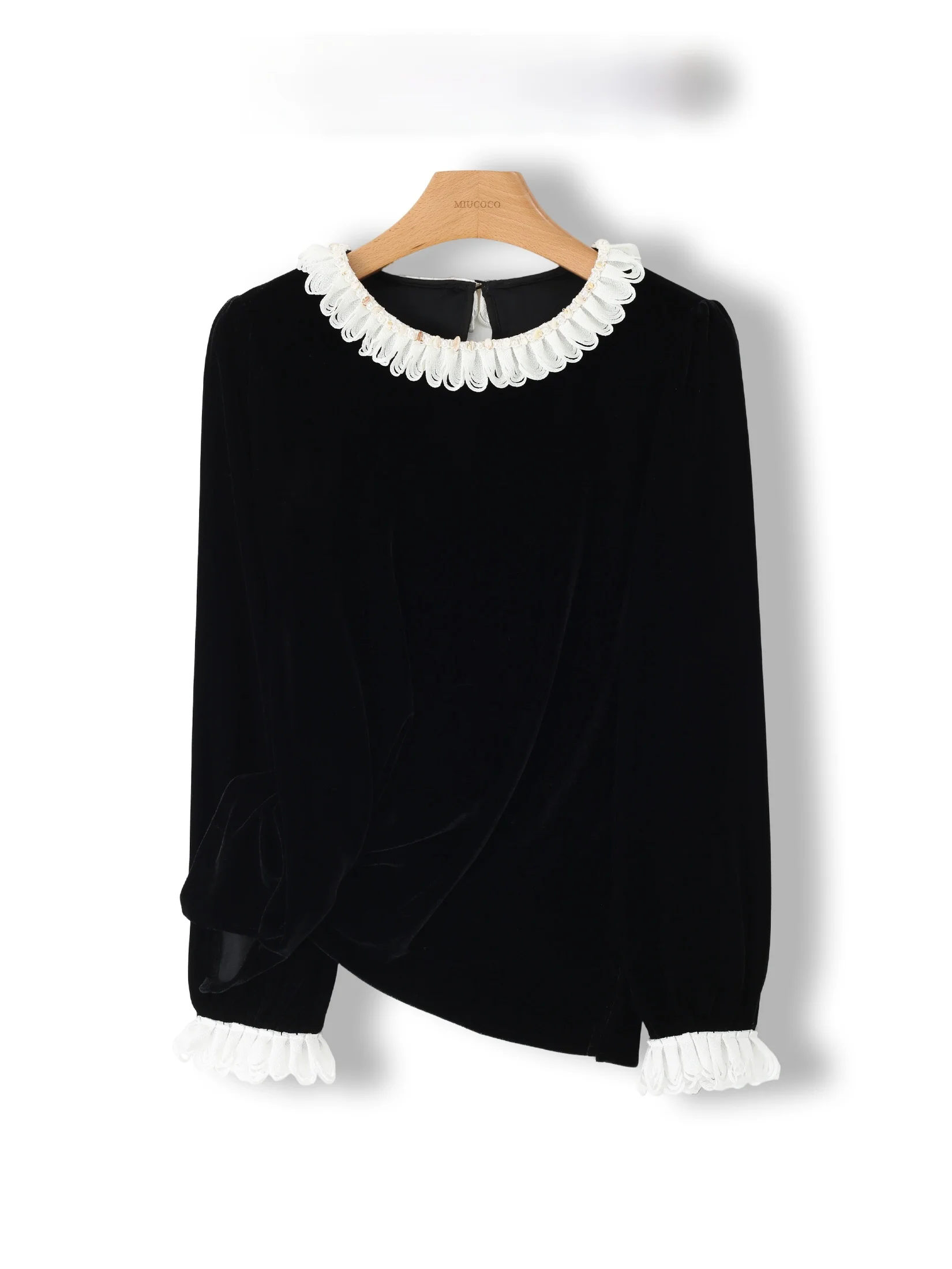 

Elegant Velvet Black Shirt Women's Design Accordion Pleat Base Layer Top French Style Loose Fit Long Sleeve round Neck Blouse