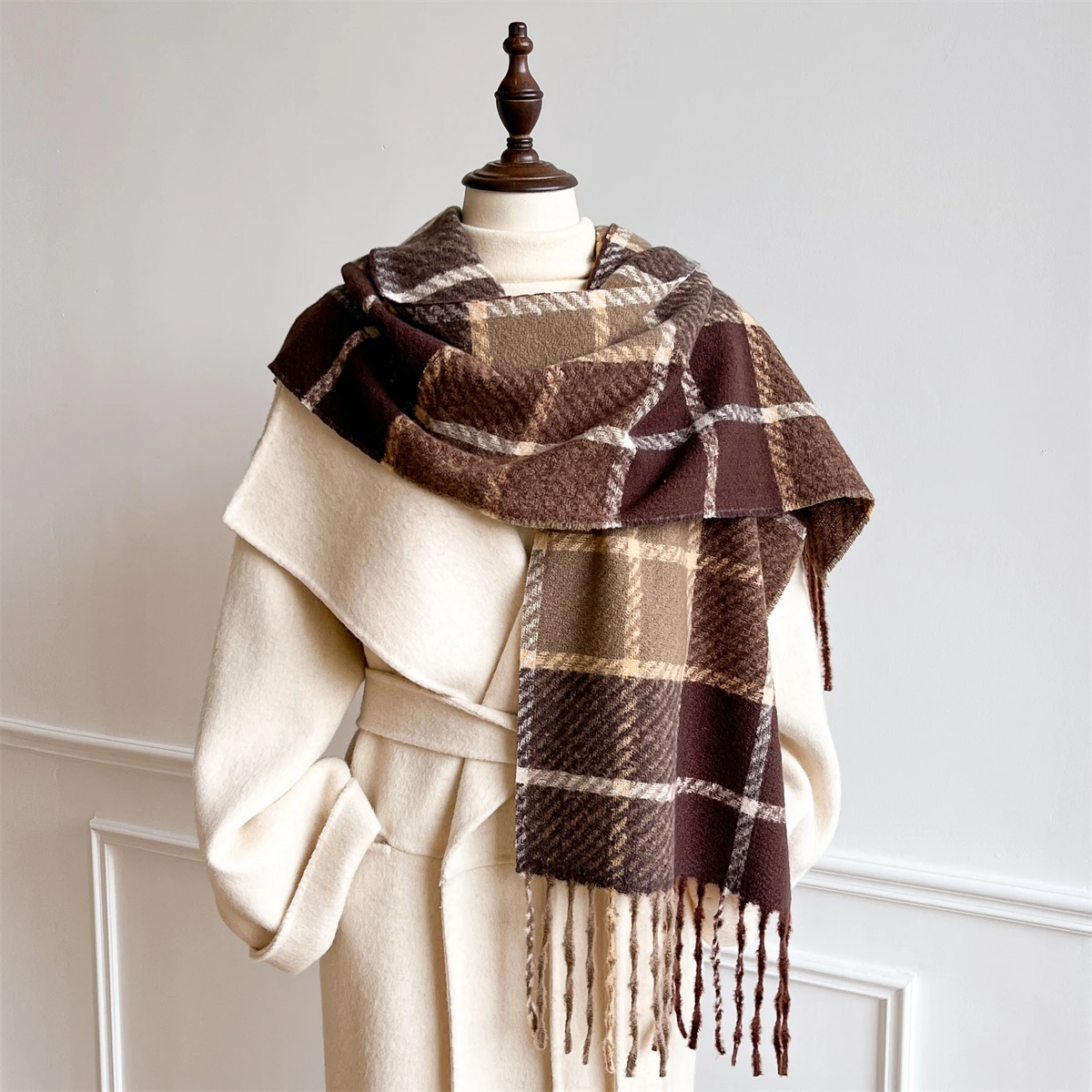 

Luxury Winter Plaid Scarf for Women Men British Style Cashmere Scarves With Tassel Female Winter Warm Neck Scarf Acrylic Shawl