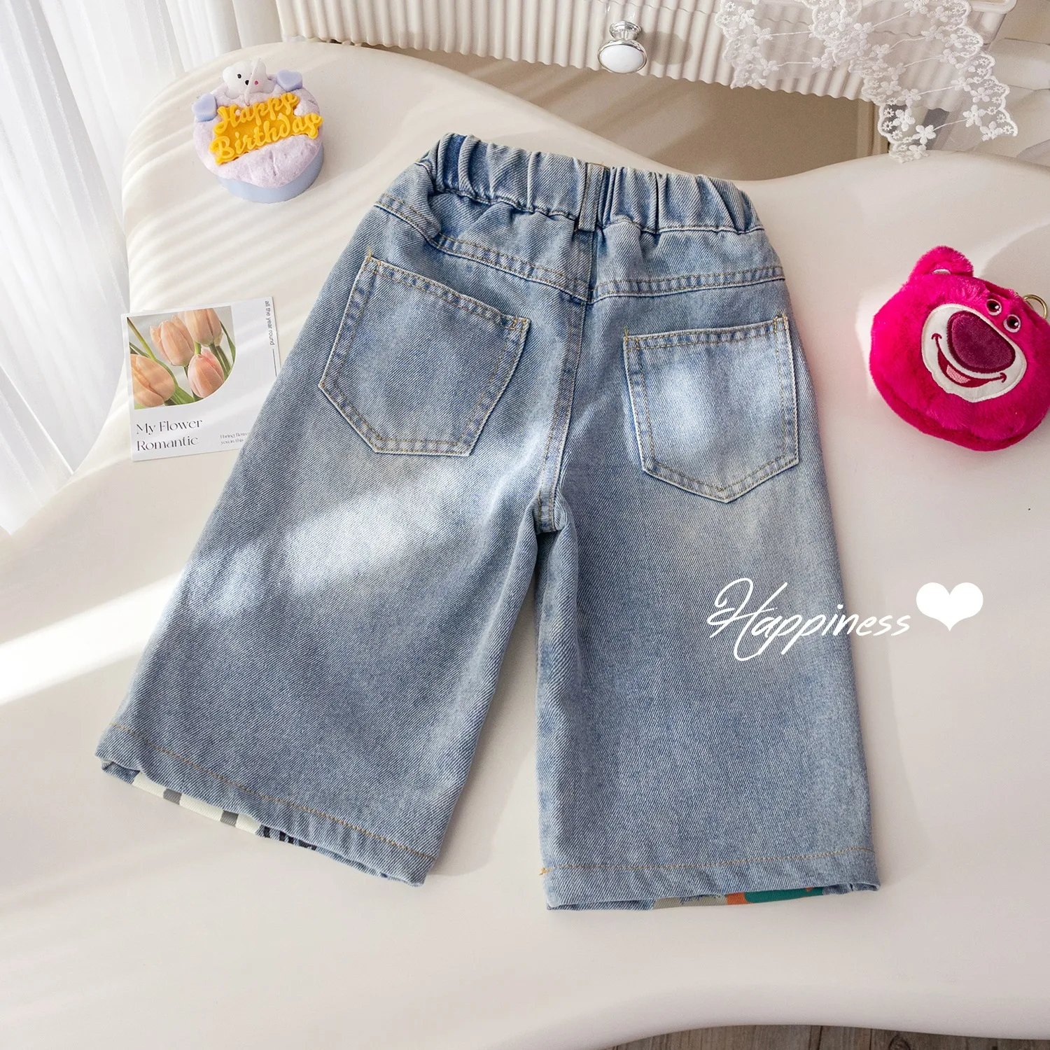 Jeans per bambini per ragazze moda Graffiti tintura 2024 primavera autunno vendite calde pantaloni a gamba larga per bambini pantaloni stile coreano