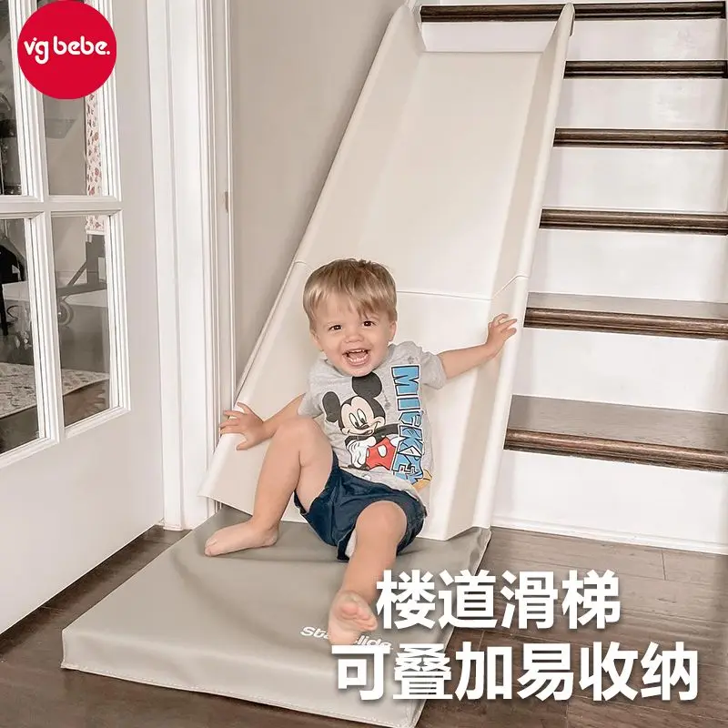 Corridor slide Indoor staircase becomes slide 2nd floor to