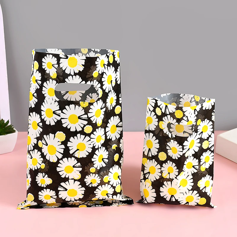 20 Stücke Gänseblümchen Erdbeere Muster Handtasche Kunststoff Süßigkeiten Cookie Backpaket Taschen Hochzeit Geburtstag Partybevorzugung Dekoration Lieferungen