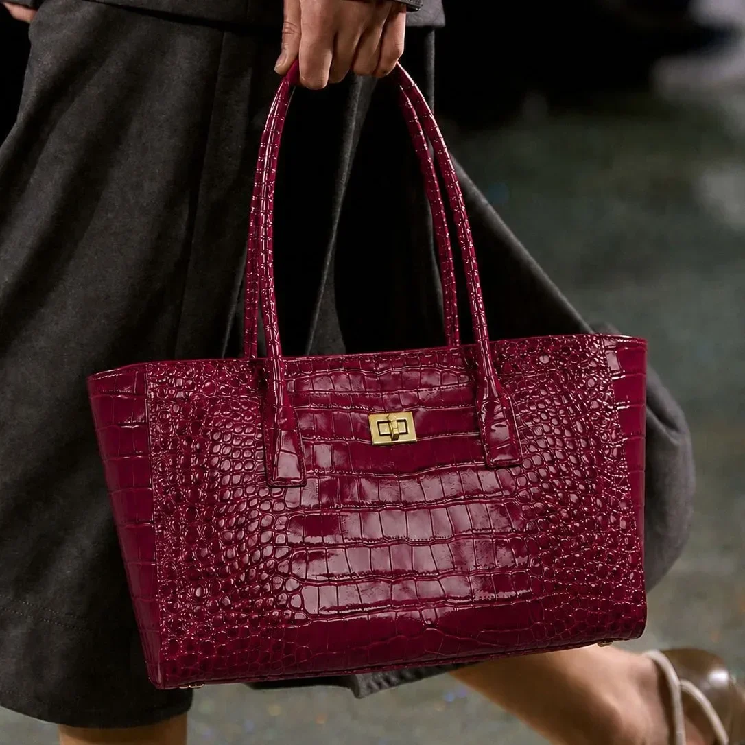 Vintage Large Capacity Alligator Tote Bag Designer Women Handbags Luxury Pu Leather Lady Handbag Qualiy Commuter Bags 2026