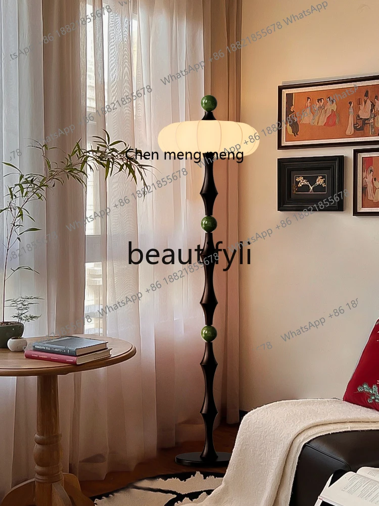 

French medieval floor lamp living room atmosphere lamp retro new high-end solid wood desk lamp H