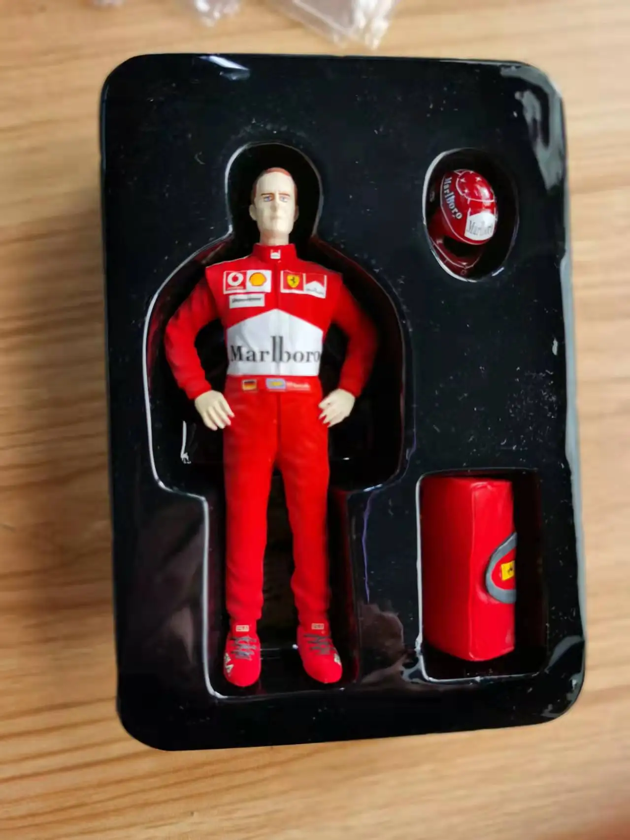 

resin 1:18 figure driver sets Fone Schhummachher out of print