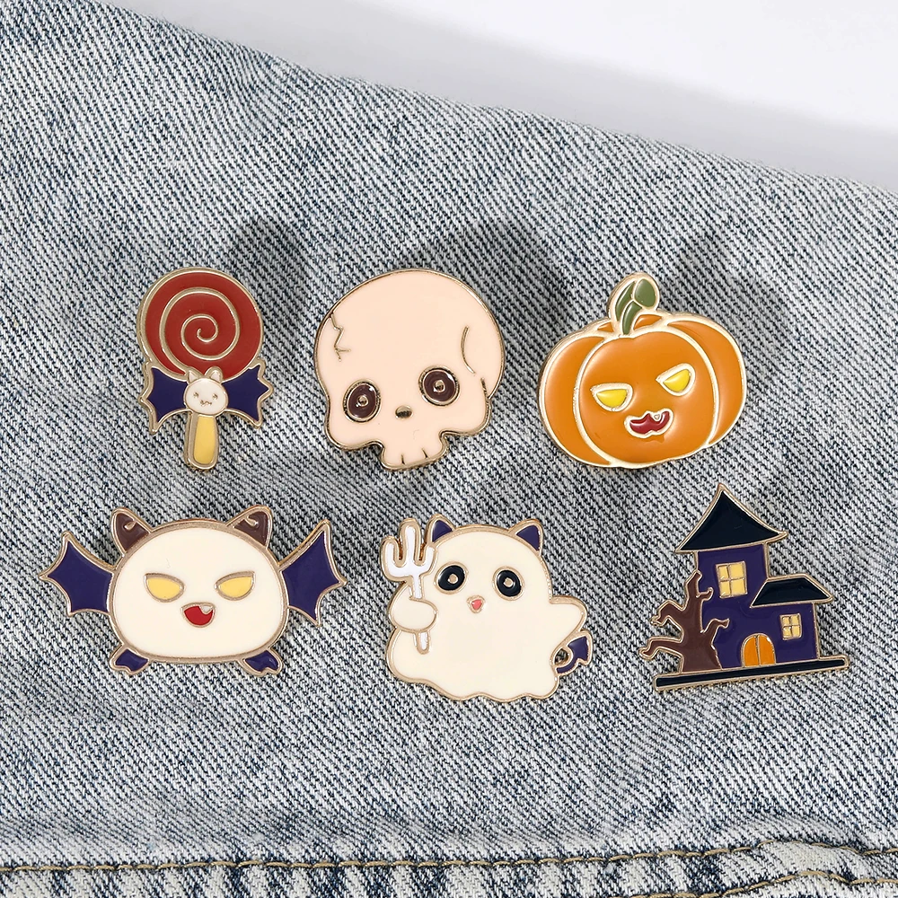 Cartoon Halloween Collection pins Cute Haunted House Ghost Pumpkin Lollipops Skull Head Enamel Brooches Festival Gift