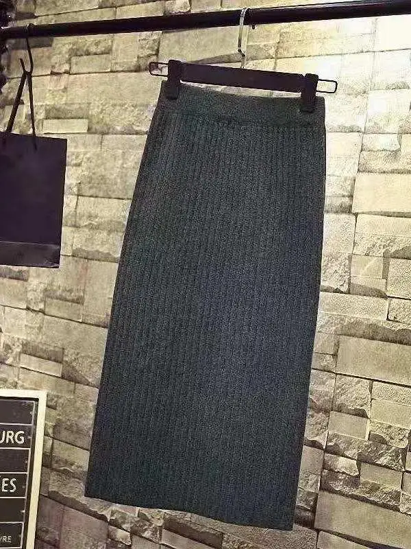 

Юбка-миди с высокой талией, вязаная, однотонная, с разрезом, в уличном стиле, А-силуэт, из полиэстера, облегающая, средней длины