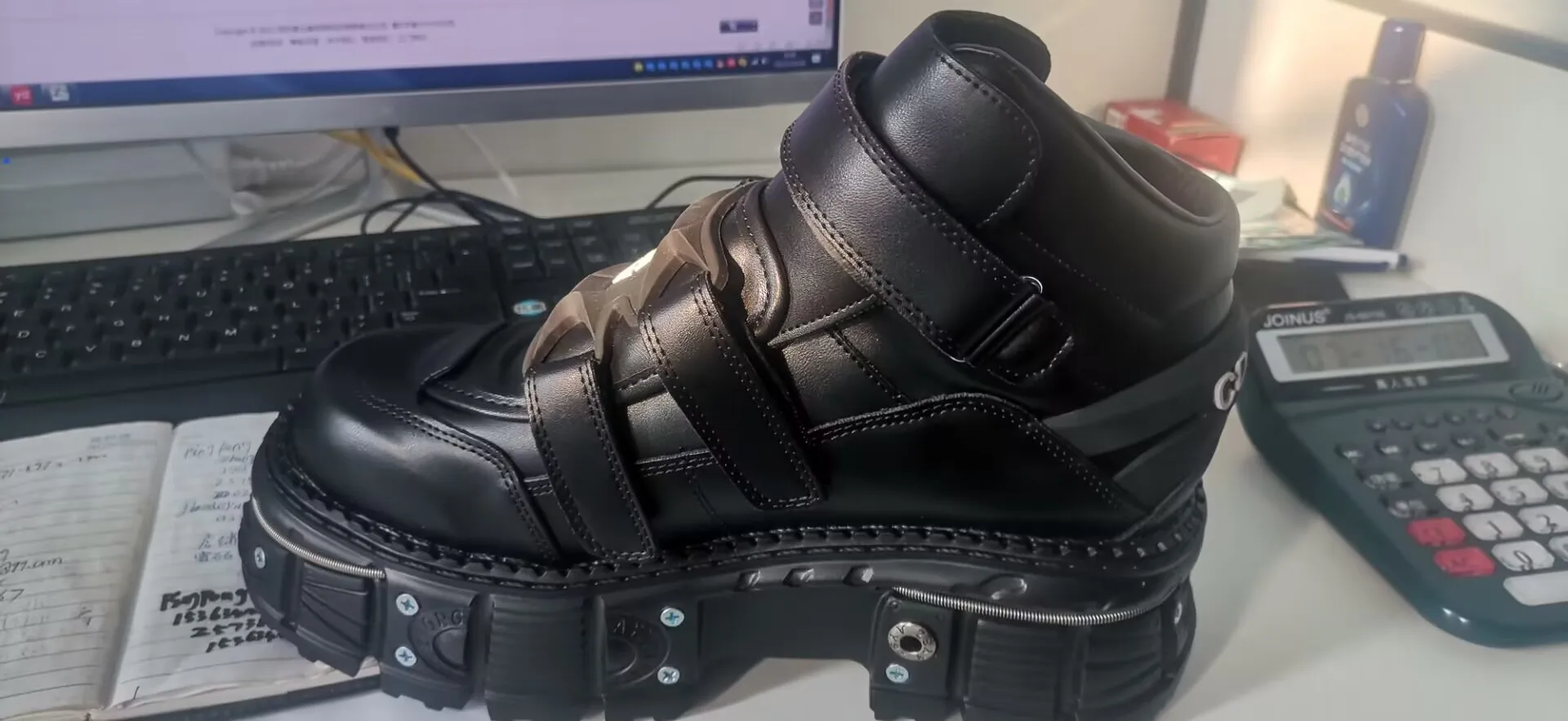 Sapatos de muffin de couro genuíno para homens e mulheres, sapatos de couro pequenos, tanque de tiro de rua retrô, plataforma alta, punk escuro