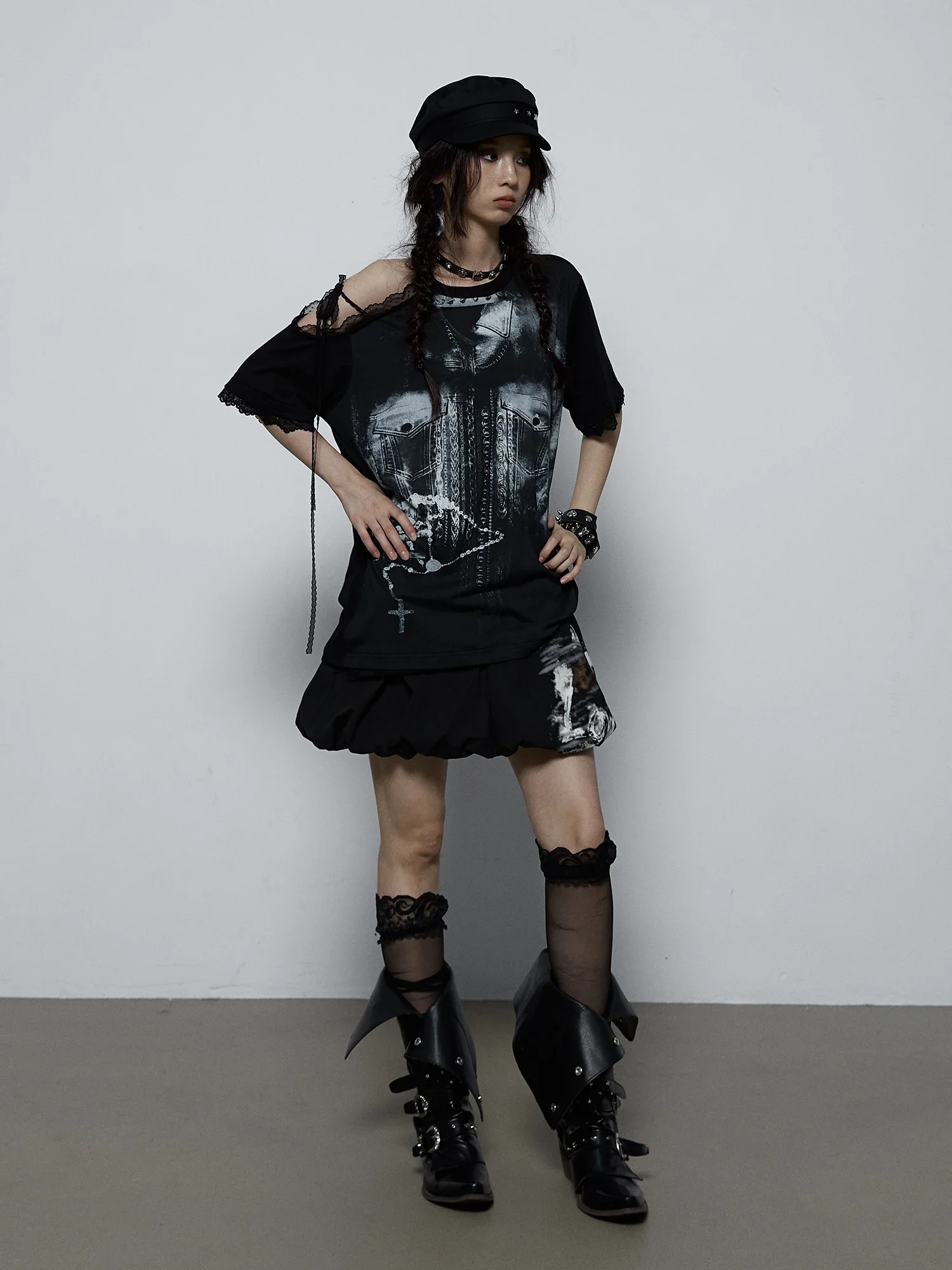 Original Design American Streetwear Printing Lace Patch Short Sleeve Tshirt Off One Shoulder Punk Loose Thin Summer Tshirt Women