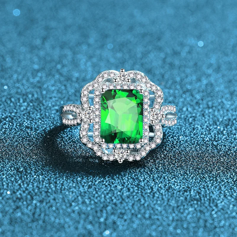 

Luxury Solid Platinum PT950 Sea Blue Red Emerald Blue Moissanite Diamond Women's Diamond Ring