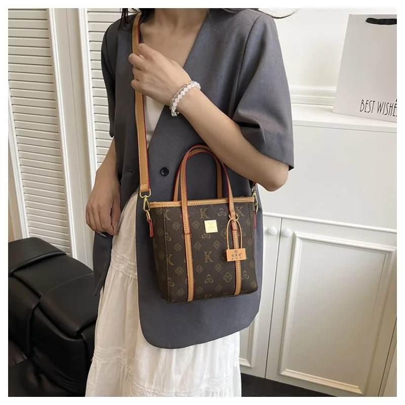 

Classic Women's Leather Shoulder Bag: Crossbody Bag From Luxury Brand - Famous Designer Elegant Handbags