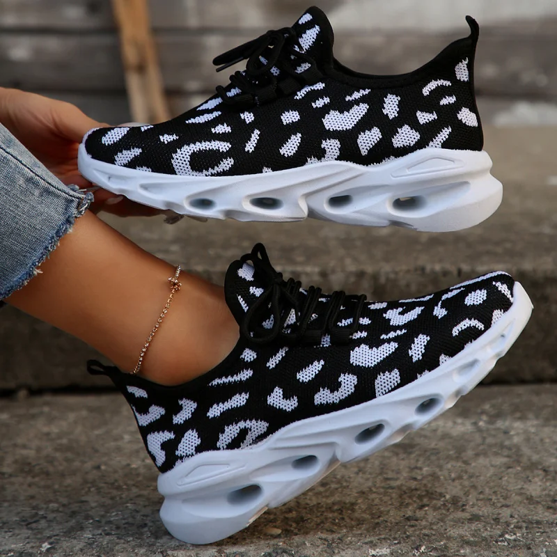 

2025 Autumn New Couple Blade Sole Sneakers Lightweight Versatile Running Shoes Personalized Print Casual Shoes