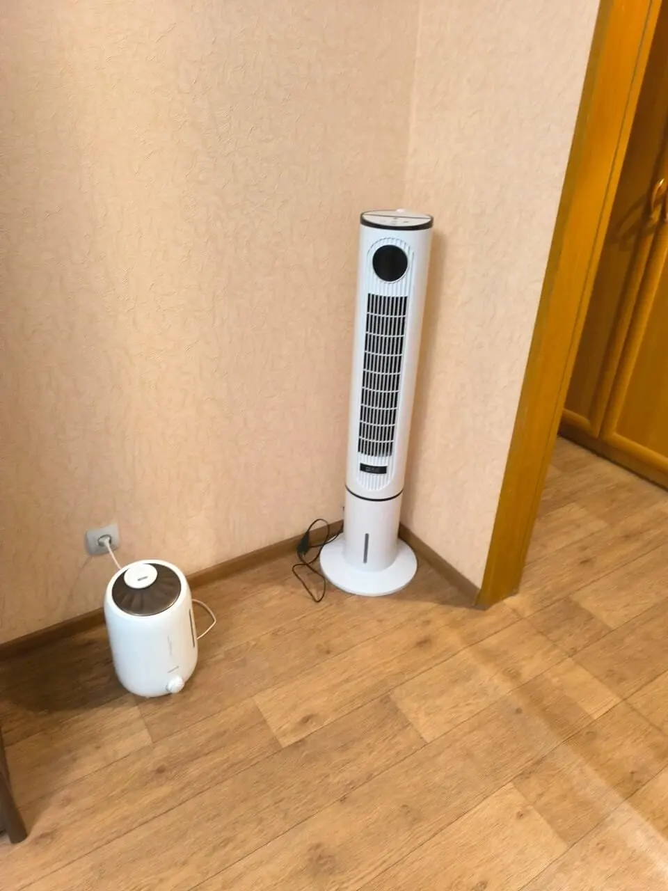 Household Bladeless Tower Fan Shaking Head Electric Fan Remote Control Timing Bladeless  dgf43hbfg
