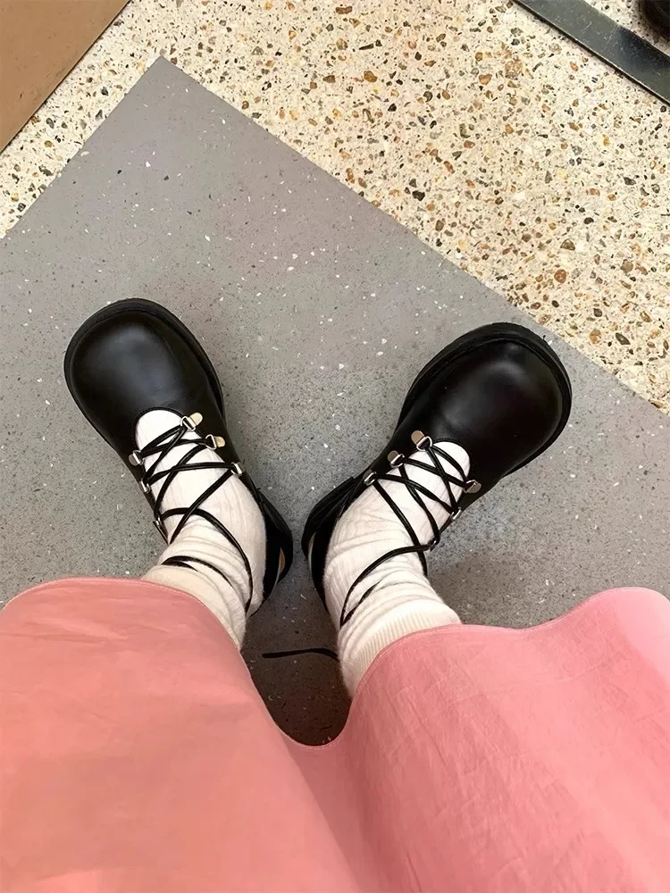 

French-Style Strappy Mary Janes Comfortable Soft Leather Round Toe Flat Sandals Straight-Toed Buckle Flats Women Shoes