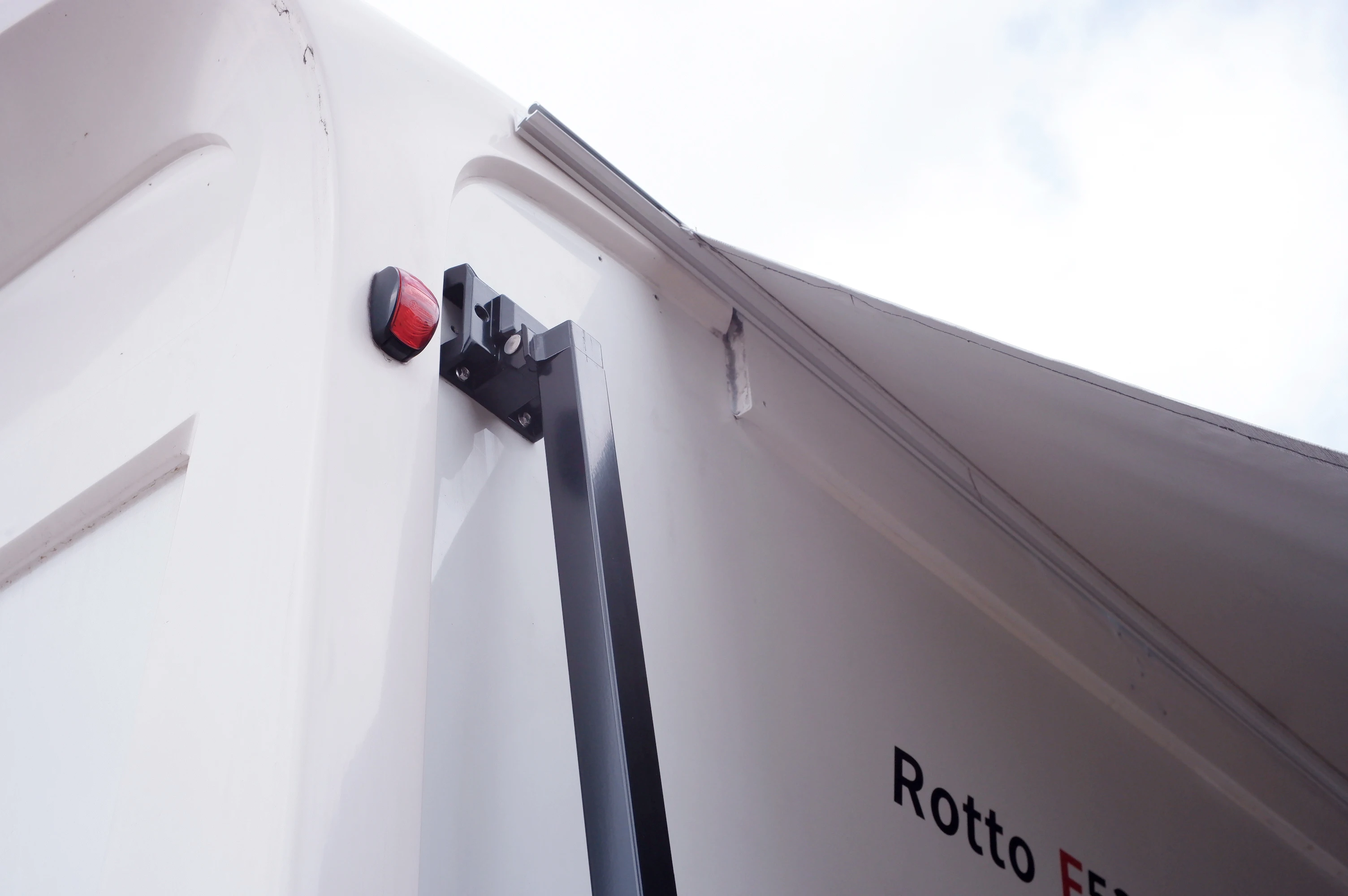 STLF B1 Tenda parasole arrotolabile manuale stile americano australiano per rimorchio da viaggio per roulotte all'aperto e camper camper