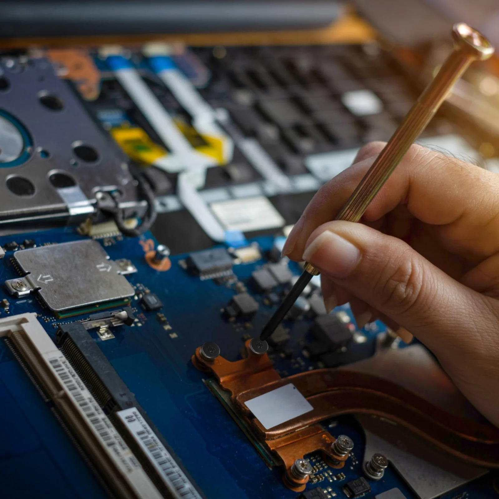 10 قطعة M.2 SSD تصاعد المسمار مطلي سطح التصميم العملي اللوحة السحابة العرض.2 SSD تصاعد المسمار