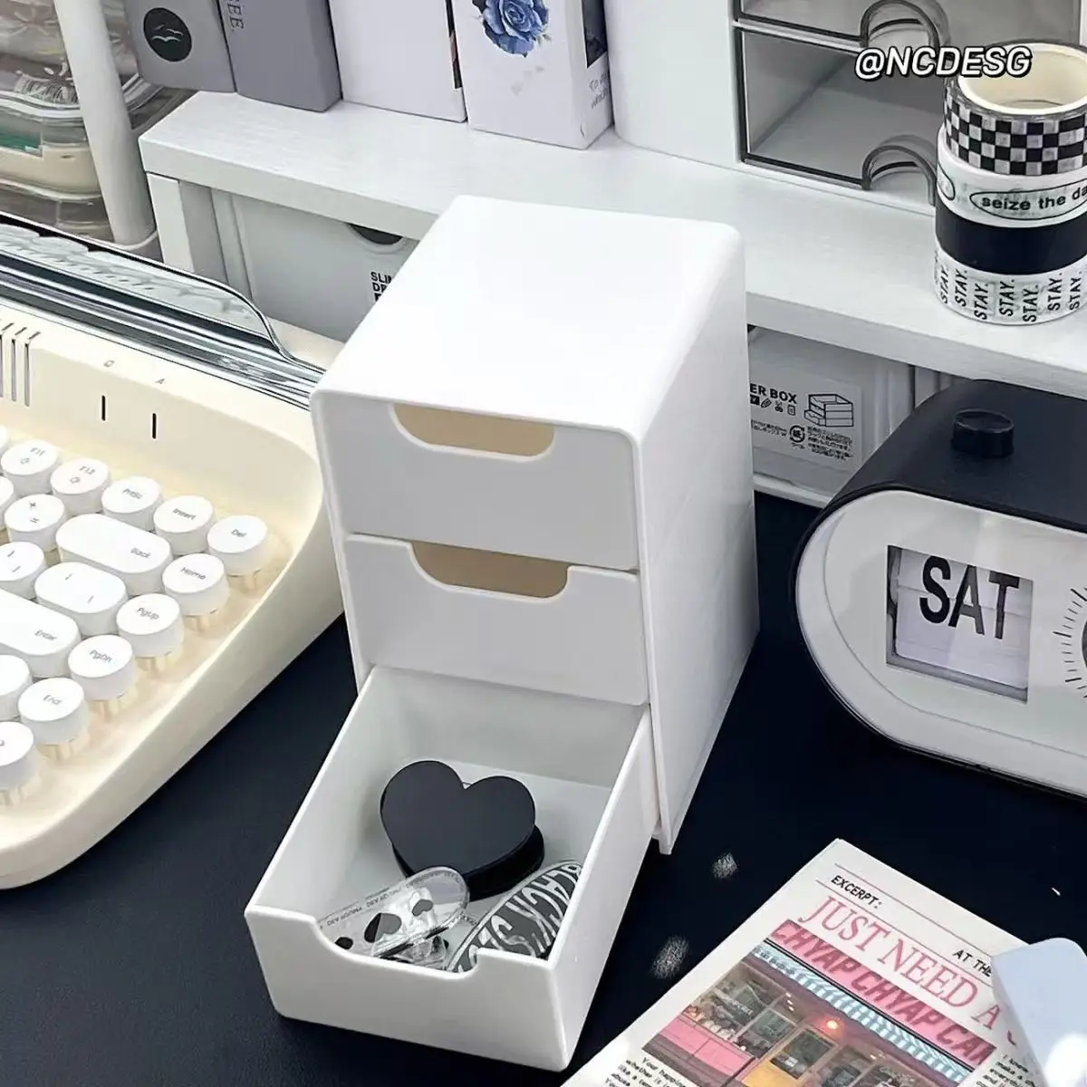 3-Tier Plastic Cosmetic Storage Box Organizer with Drawers Multifunctional Countertop Storage for Jewelry Office Supplies