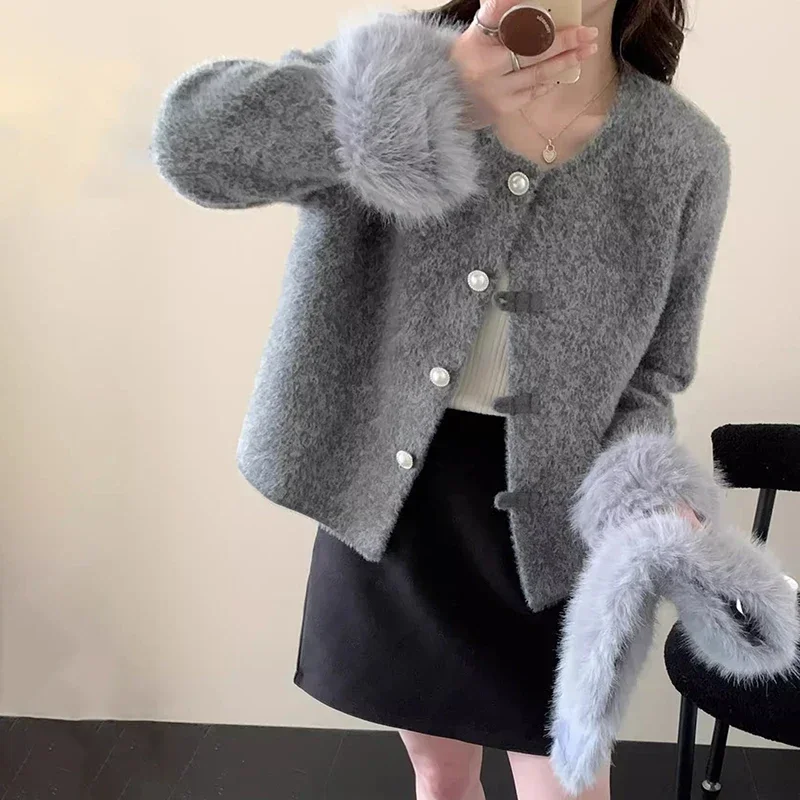 

2025 New French-style Chic Elegant Coats Autumn Single-breasted Coat For Women Vintage Stylish Commuter Versatile Outerwear