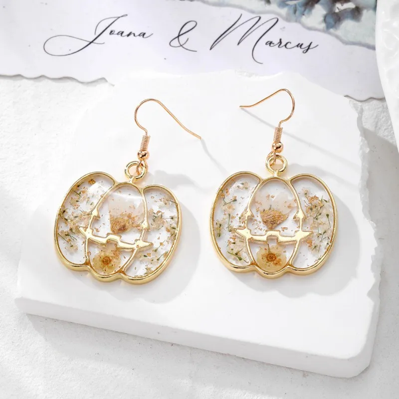 Halloween Series Natural Flower Earrings Handmaking Epoxy Resin Pressed Flower Pumpkin Earrings Cute Ghost Earrings Wholesale