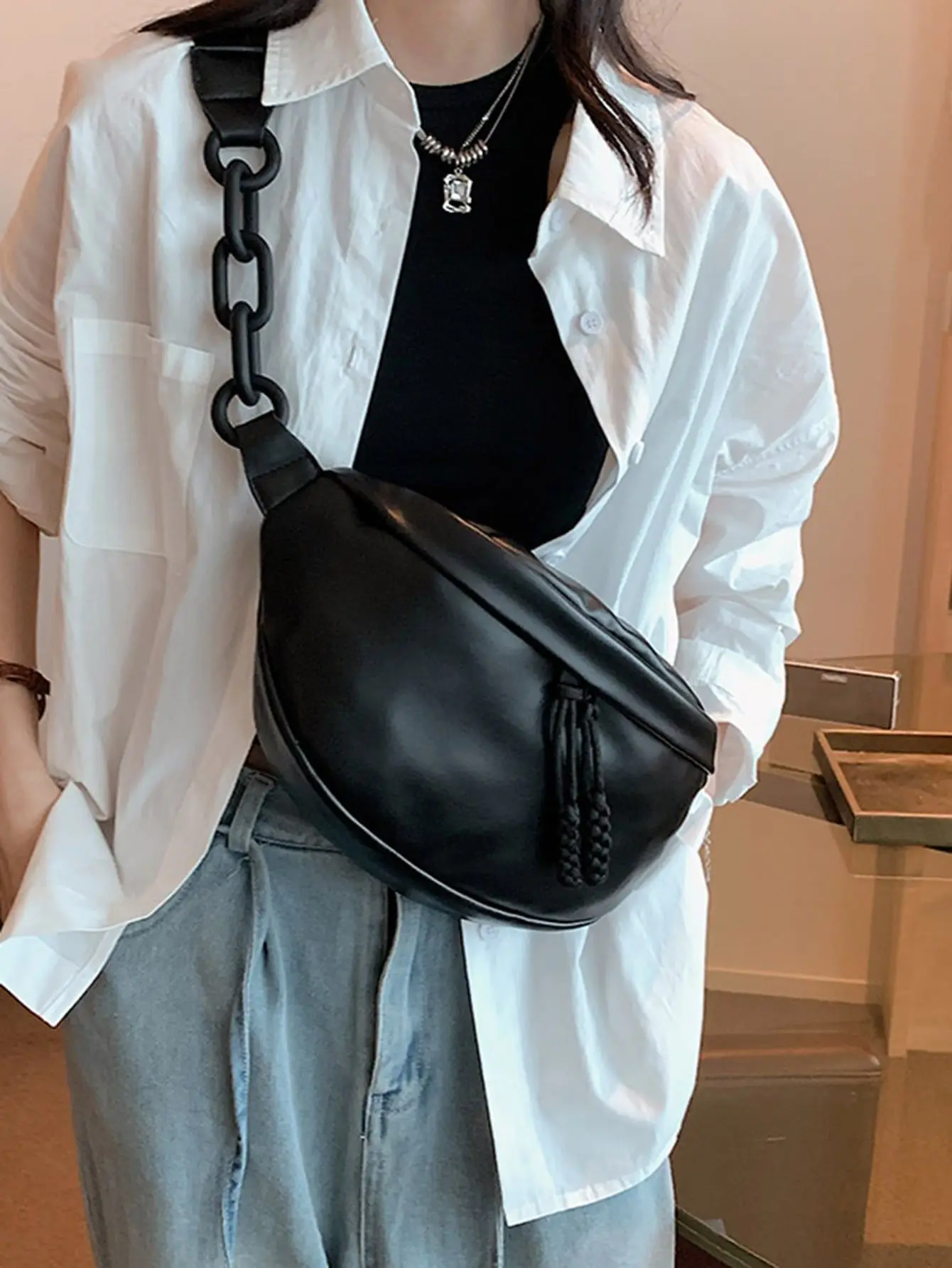 Women's Bag Large-Capacity Bag Soft Leather PU Bag Chest Waist Bag Simple Thick Chain Fashion Messenger Bag