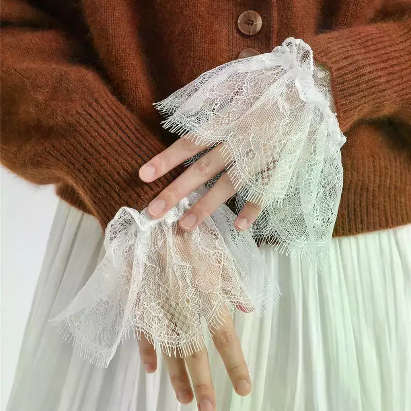 

Pair of stylish lace cuffs for wedding dress, floral cuffs, pleated, decorations for bridal outfit