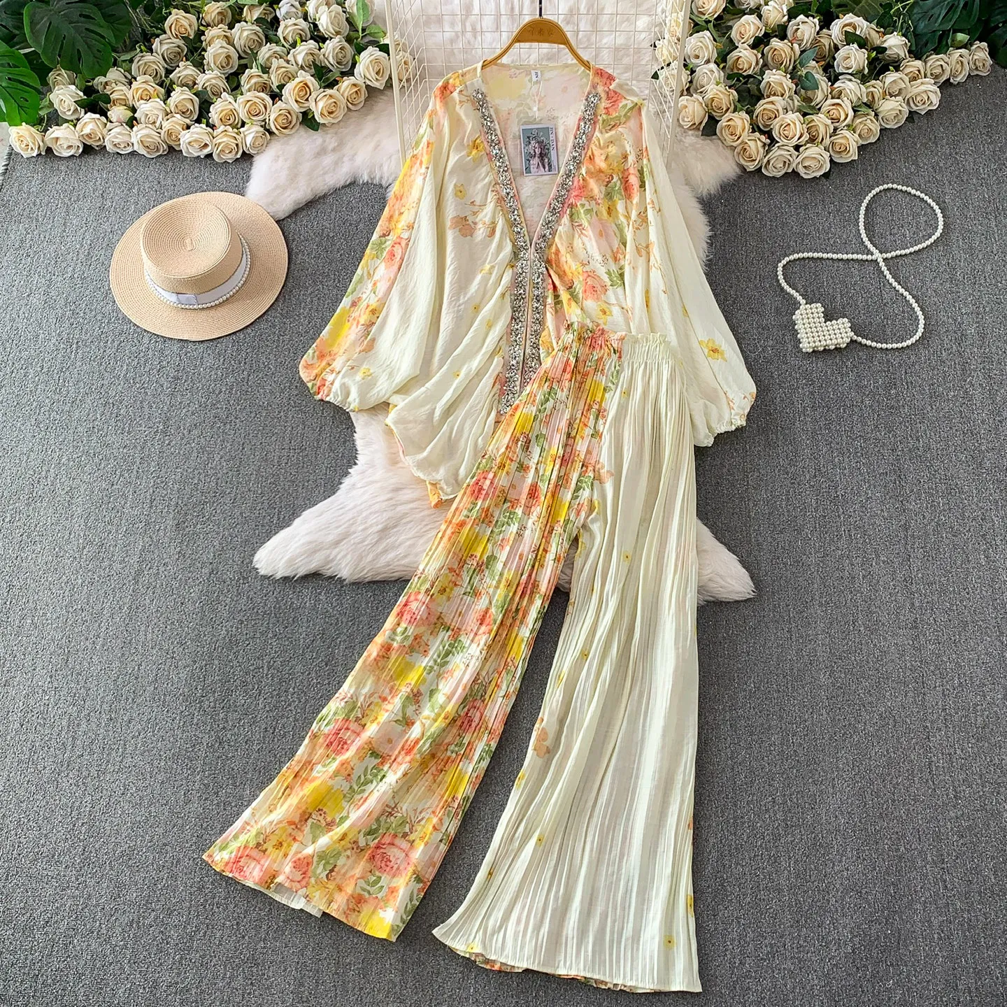 Elastic Lace Trim - Damen Zweiteiler mit Blumenmuster, Spitzenbesatz, V-Ausschnitt,