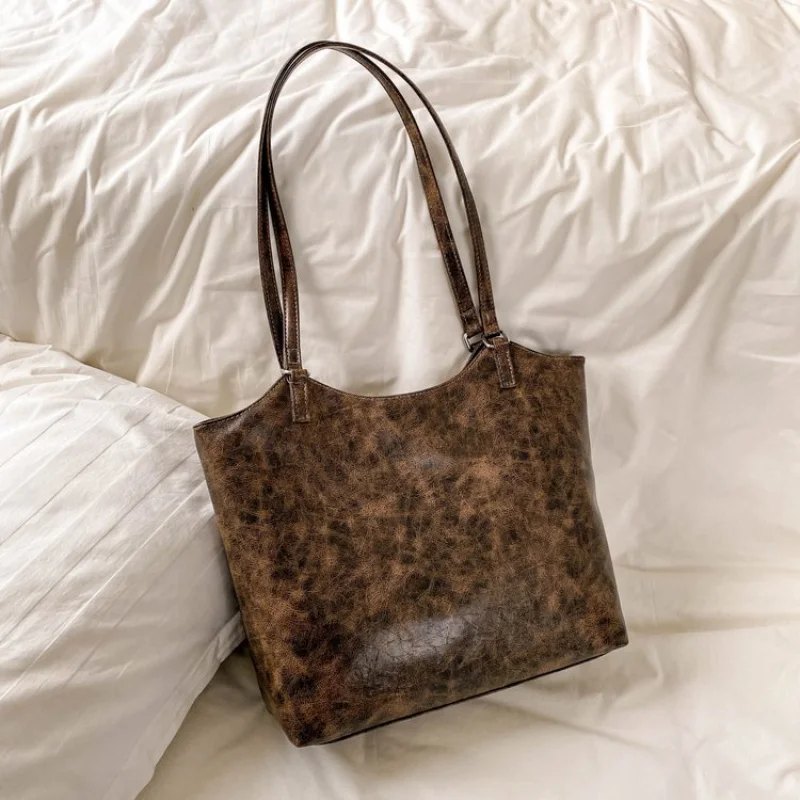 

Popular Women's Leather Crossbody Bag Elegant Classic Shoulder Bag By Famous Designer Luxury Handbags