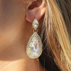 Huitan Gorgeous Water Drop Shaped Dangle Earrings for Women Luxury Gold Color Brilliant Cubic Zircon Temperament Wedding Jewelry