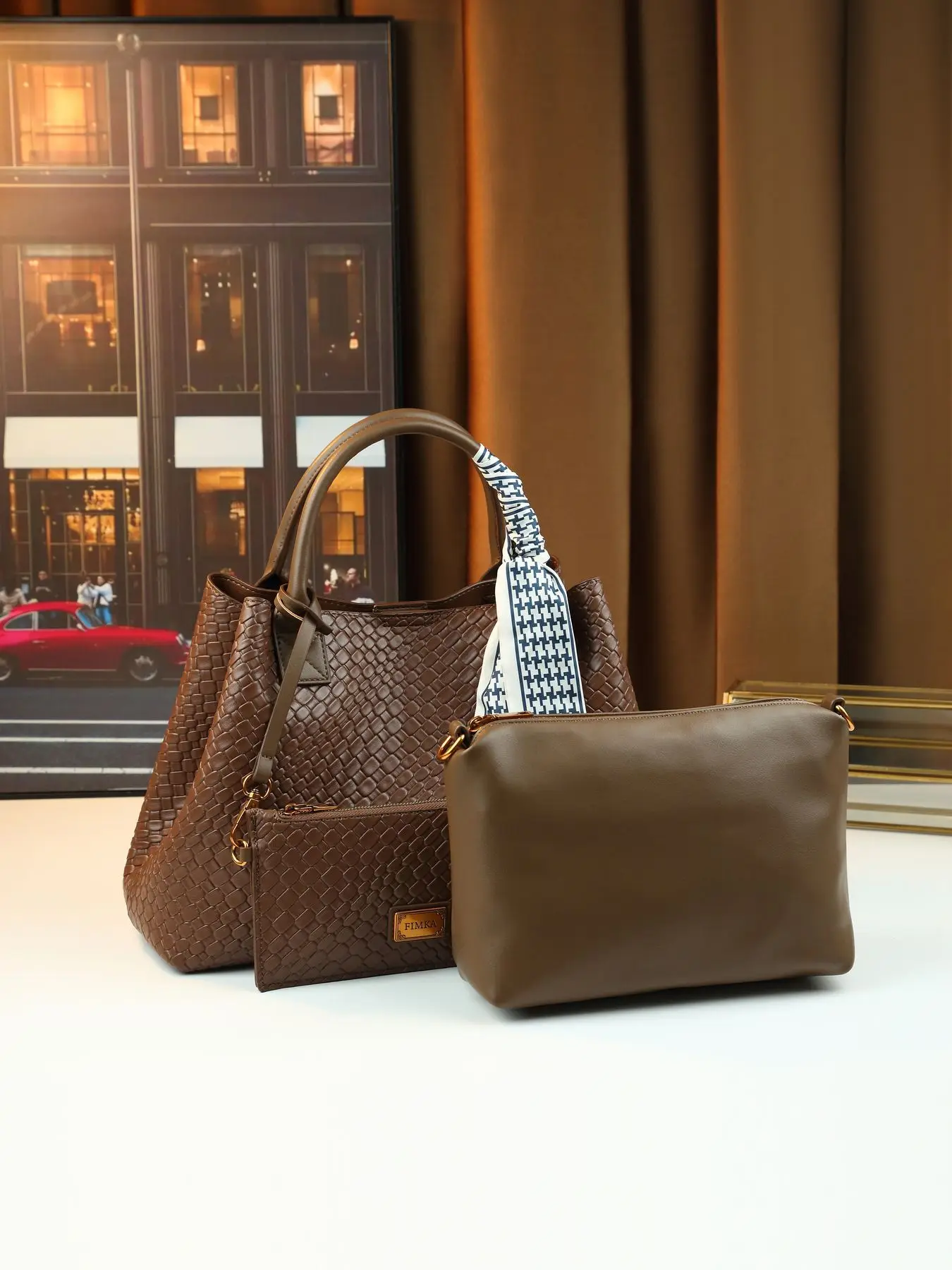 

Women's Fashionable PU Leather Tote Bag Shoulder Handbag Stylish Bag Purses City Style Large Size Bucket Bag