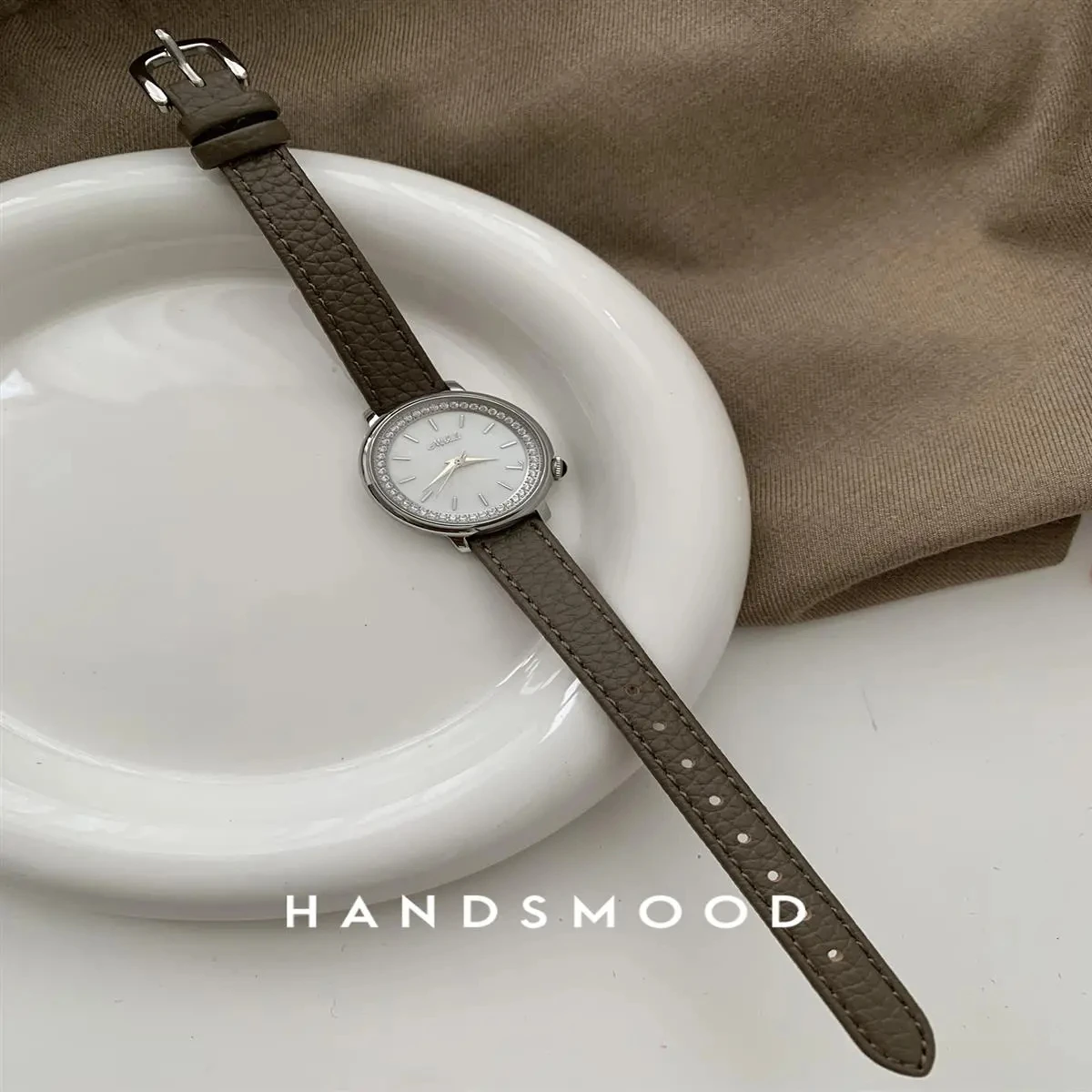 ヴィンテージ Vrouwen クォーツ時計 Klassieke Kleine Ronde Elegante Jurk Polshorloges Lederen Band Eenvoudige Vrouwelijke Klok Reloj