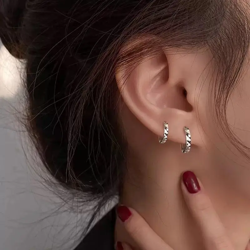 【IIOO】1Pair Stainless Steel  Hoop Earrings For Women Glamour Gold Color Metal Cartilage Earrings Piercing Jewelry