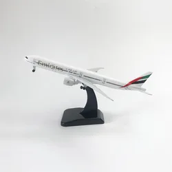20cm Emirates Airlines Boeing 777 Alloy Plane B777 with wheels 1:400 Aircraft Model Replica Collectibles Home Decoration