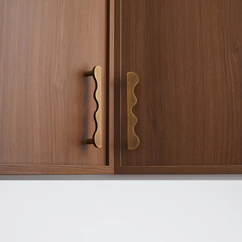 Pure Brass Furniture Mountains and Rivers Antique Bronze Wavy Shoe Cabinets Wine Cabinet Restaurant Door Hardware Handle
