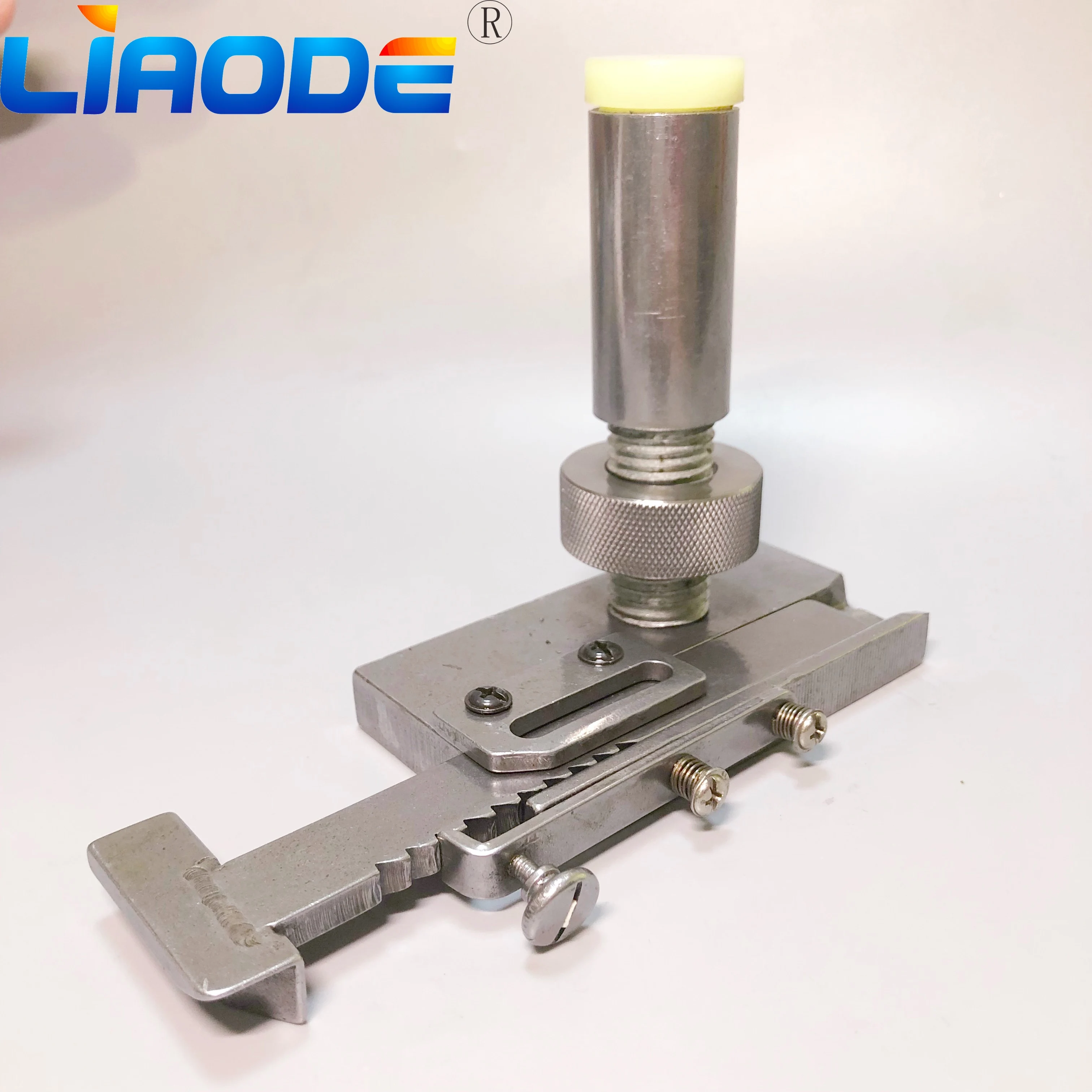 

LAT 12A Baseball Cap Visor Sewing Guide Tools