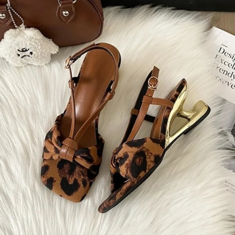 New Summer Square Toe Women's Hollow-Out Sandals Fashionable Unique Heel High Heels 2026 Elegant Buckle Party Sandals for Women