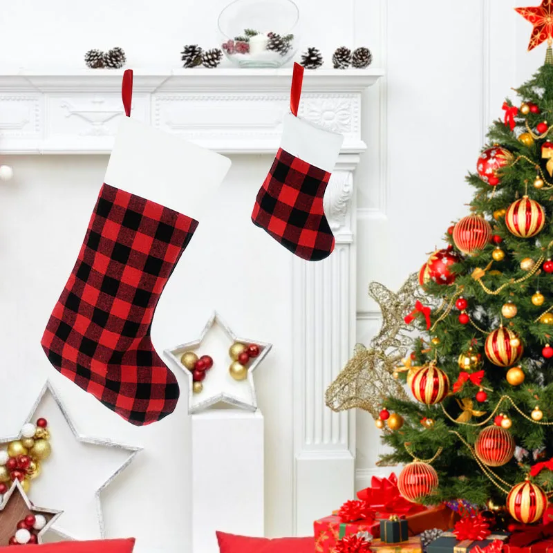 Christmas Socks Red And Black Linen Plaid Stocking Xmas Tree Ornaments Pendant Christmas New Year Decor Home Decoration Gift Bag