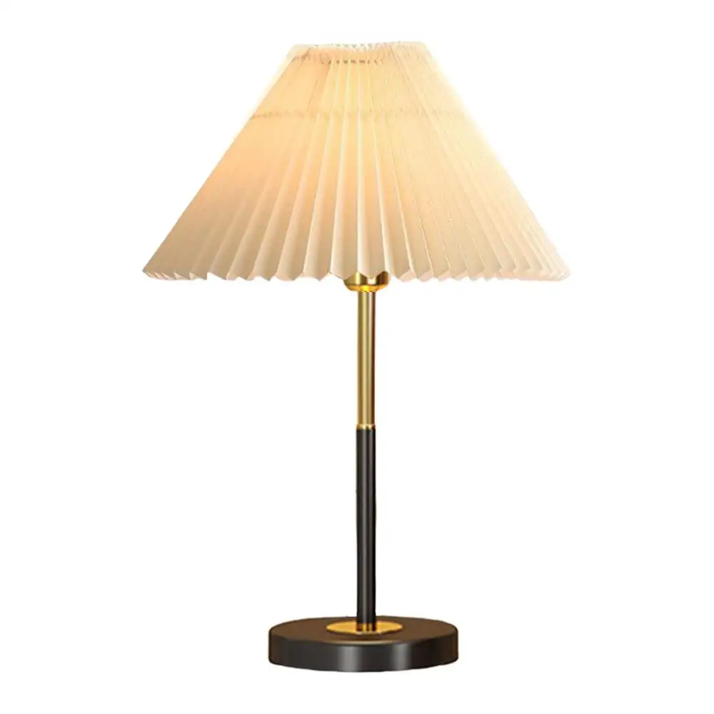 Imagem -06 - Luxo Estilo Metal Desk Lamp Decoração de Cabeceira Vertical Candeeiro de Mesa Preto Abajur de Tecido Plissado Luminária de Ouro