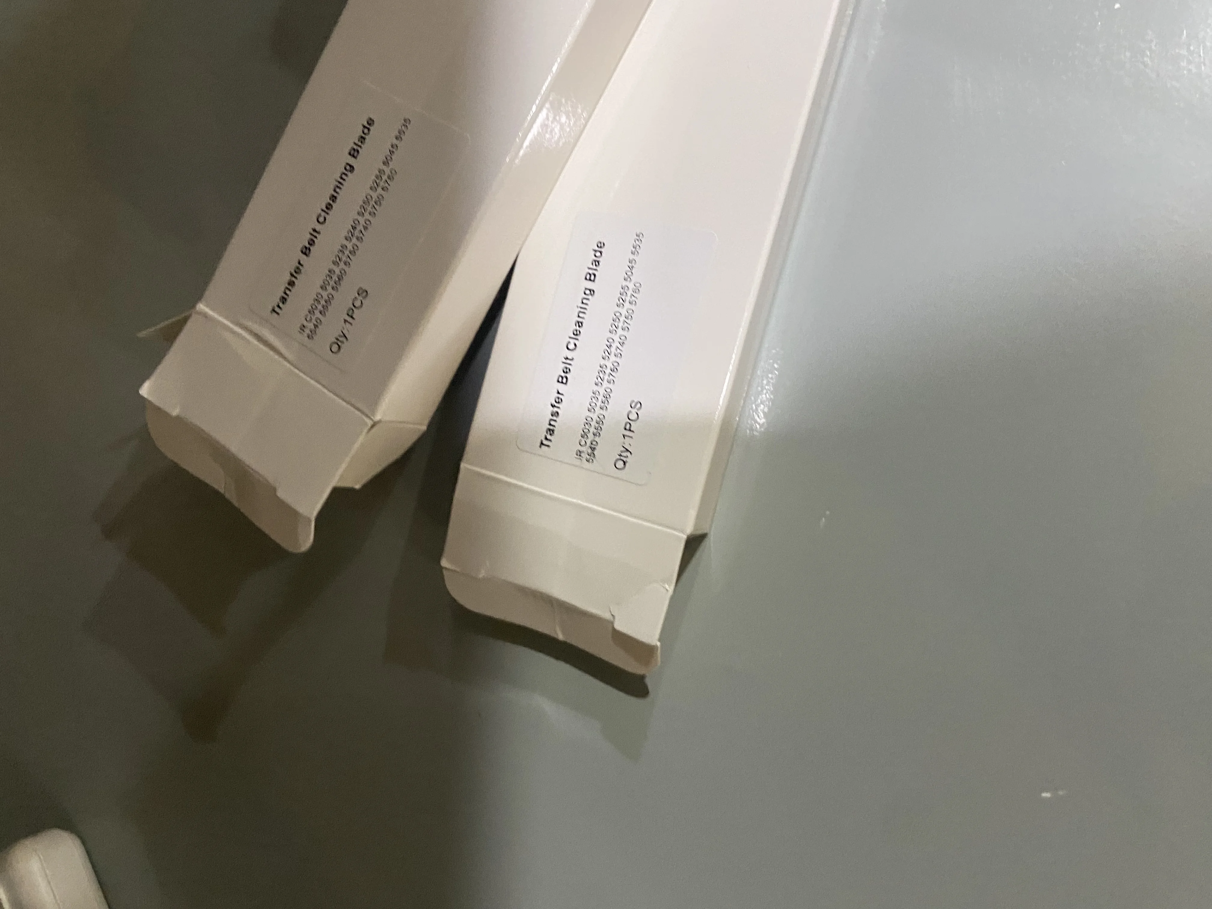 

2 шт., японское чистящее лезвие для Canon IR ADVANCE C5535 C5540 C5550 C5560 OEM FM4-7246-010