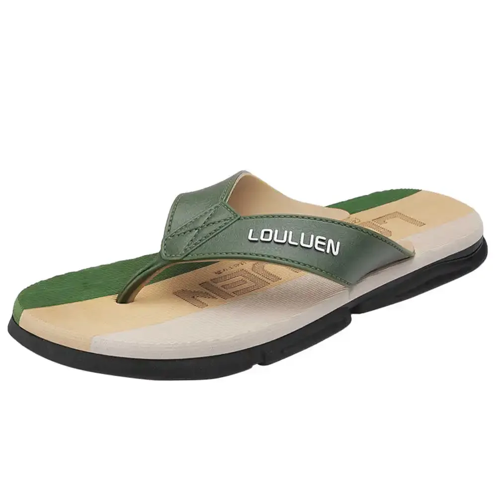 Chanclas de baño de playa para hombre, zapatillas marrones, zapatos de verano, sandalias de marca de lujo, zapatillas deportivas de alta tecnología