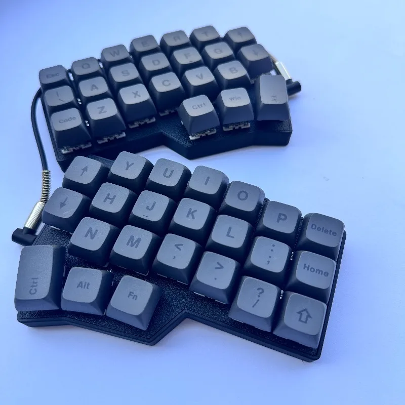 

WCORNE V4.1 Wireless Split Keyboard Custom 2.4G Wireless Single Mode Hot Swap Keyboard Gaming and Office Mechanical Keyboards