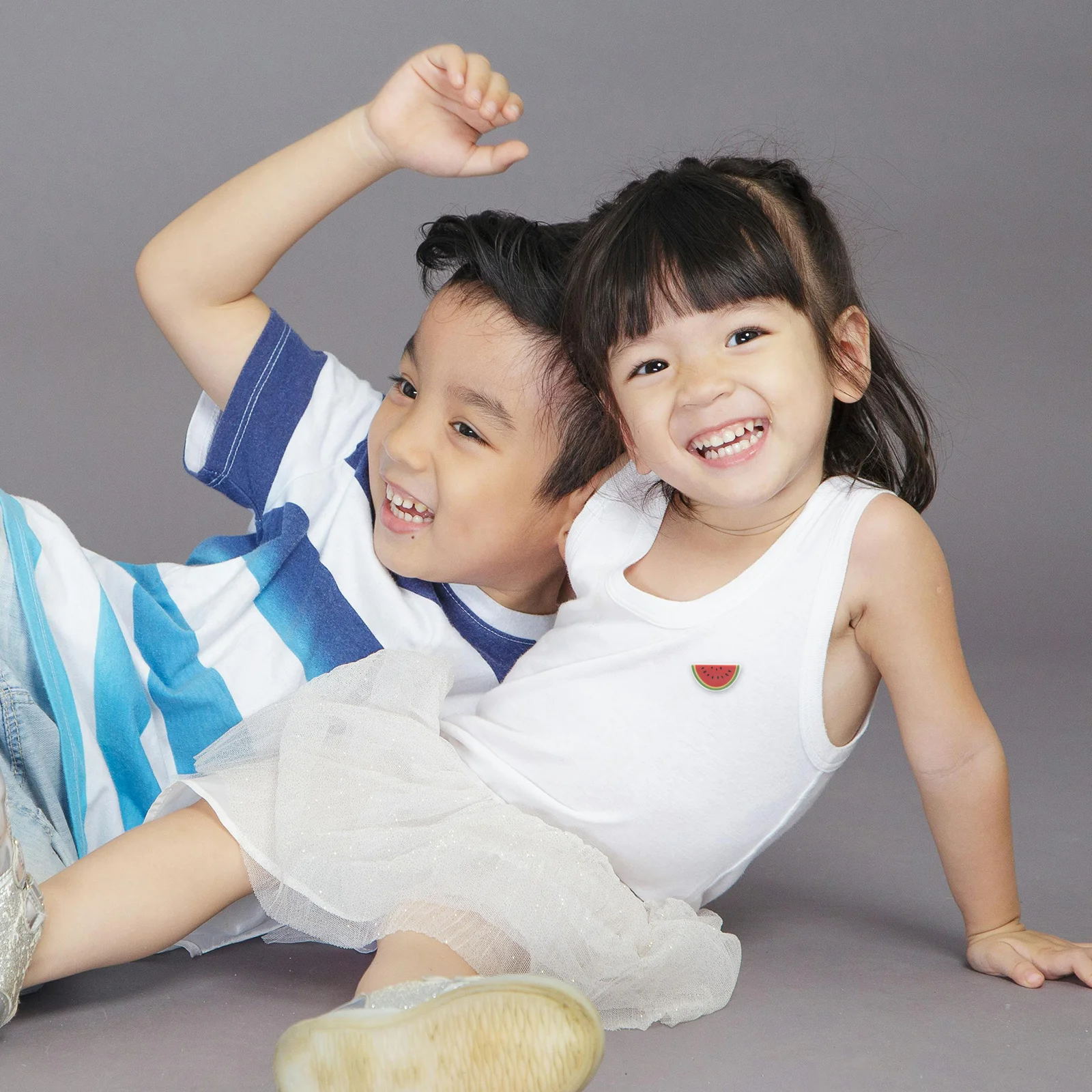 

Watermelon Brooch Cute Cartoon Lapel Pin Resin Zinc Alloy Badge For Kids Fashion Jewelry Small Gift Decorative Accessory Fruit