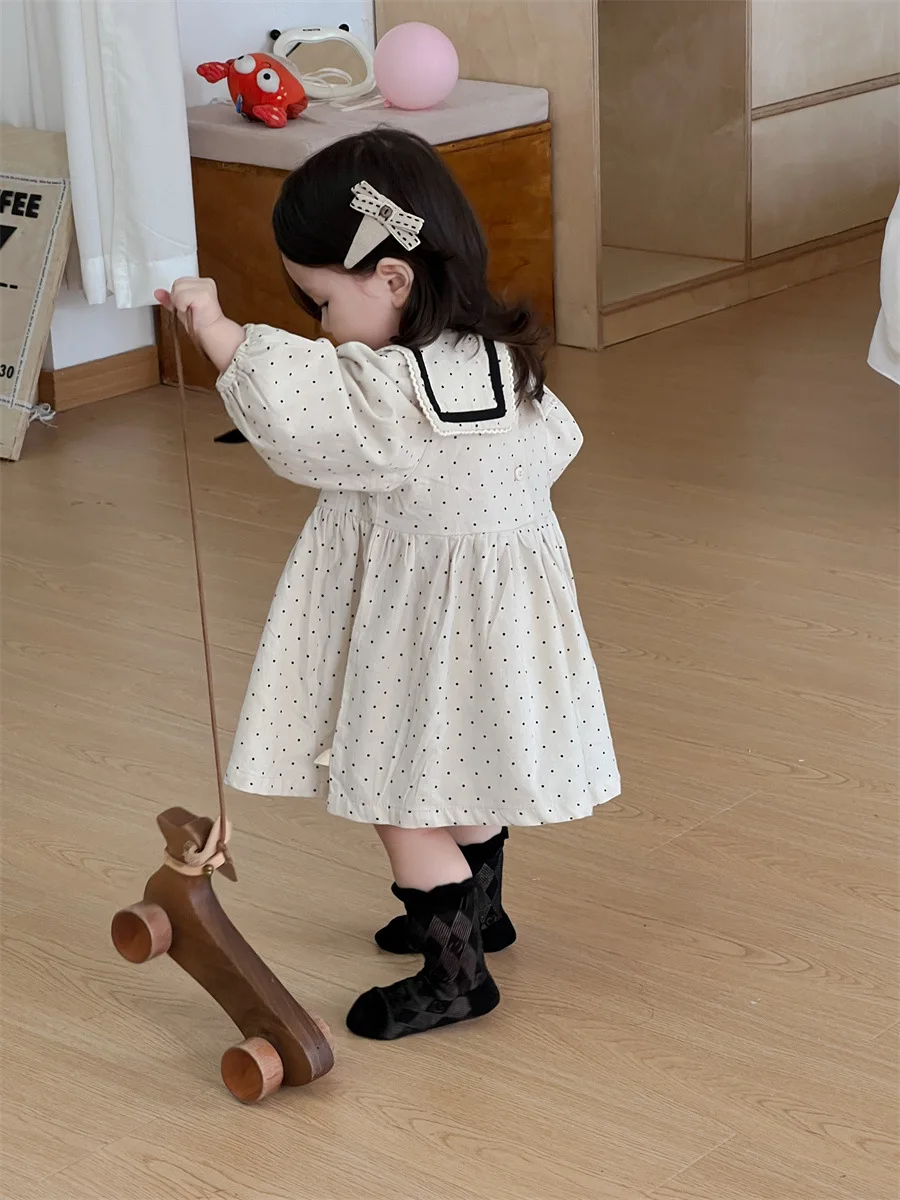 2025 primavera nuevo vestido de manga larga para niñas vestido de algodón suelto con estampado de puntos vestido de princesa con cuello de marinero ropa para niños pequeños