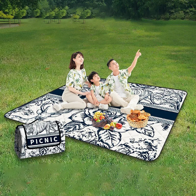 

Picnic Mat Thick Waterproof Outside Ultrasonic Camping Mat Seat Ultralight 200X200CM Travel Natural hiking Gadgets and Accessory