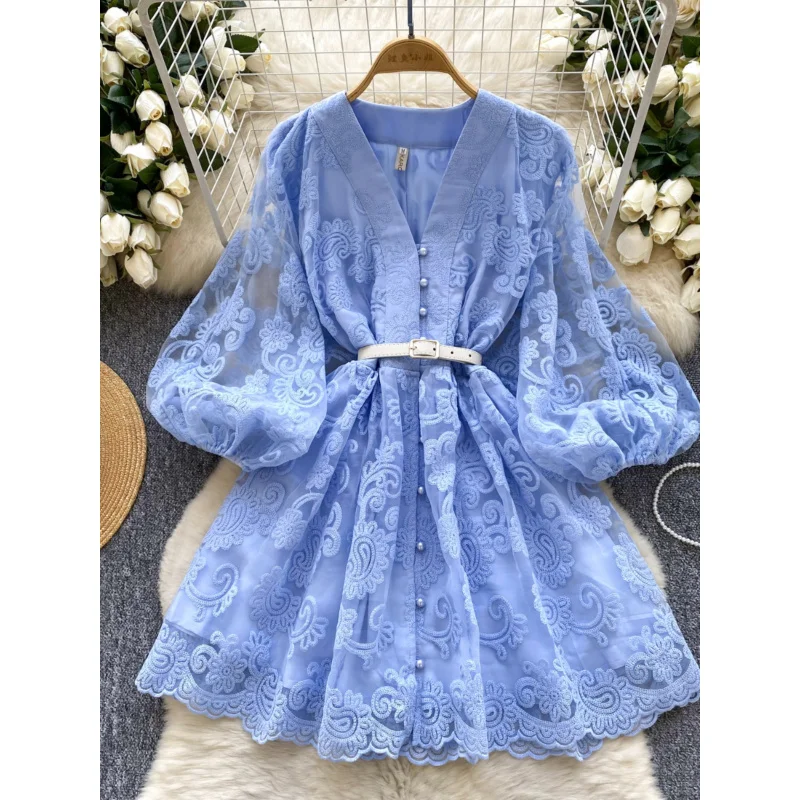 

French Sweet Palace StyleVLantern Sleeve Heavy Embroidery Waist-Cinching Slimming Single-Breasted ShirtAElegant Dress for Women