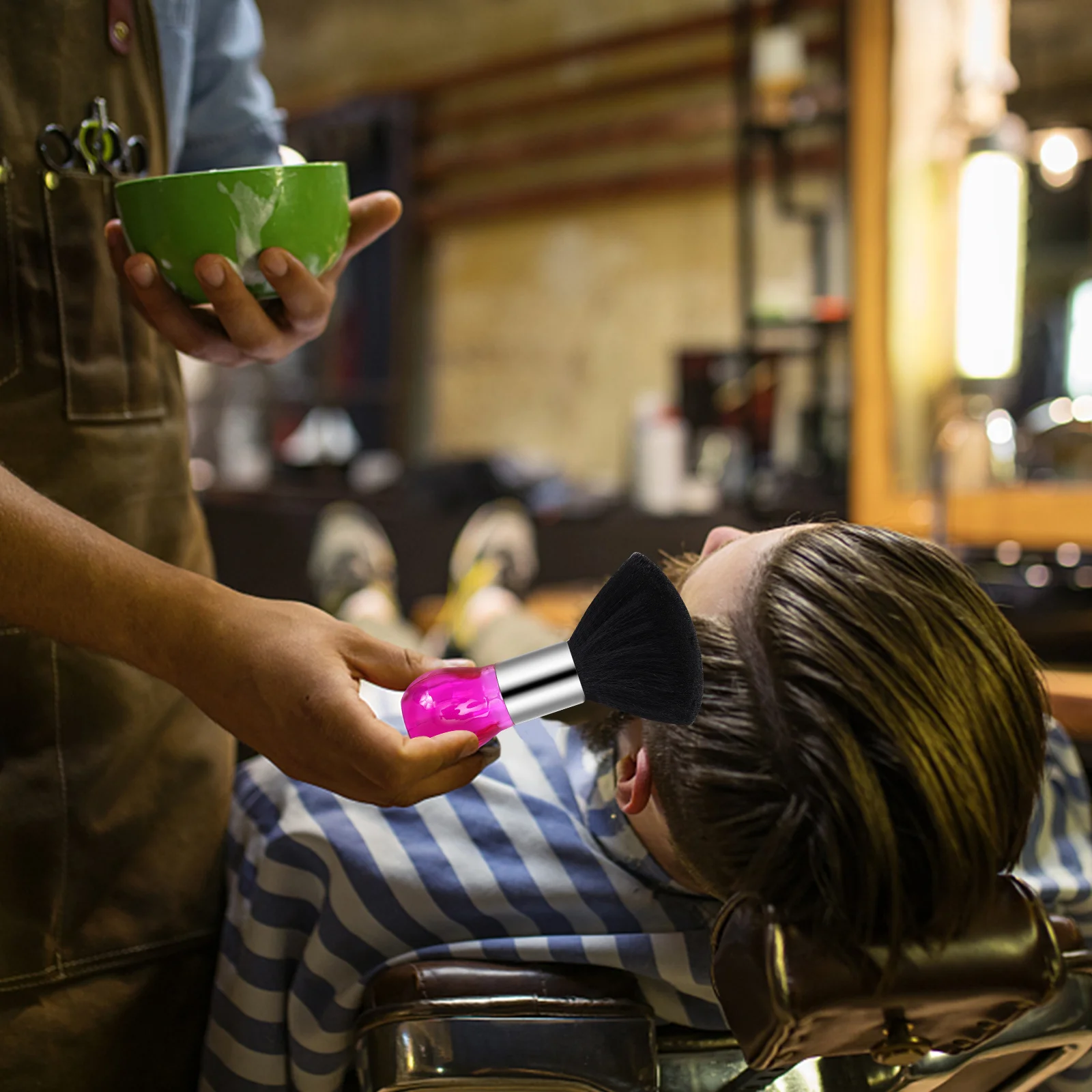 

Парикмахерская щетка для шеи с кристаллической ручкой, средство для удаления сломанных волос, парикмахерские принадлежности, щетка для чистки волос, чистка для укладки