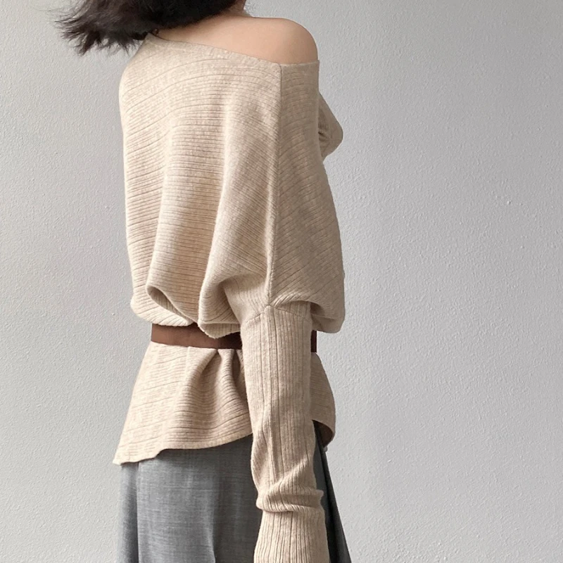 بلوزة كورية متماسكة بدون أكتاف، بلوزة بحزام بأكمام طويلة للنساء في أوائل الخريف أنيقة