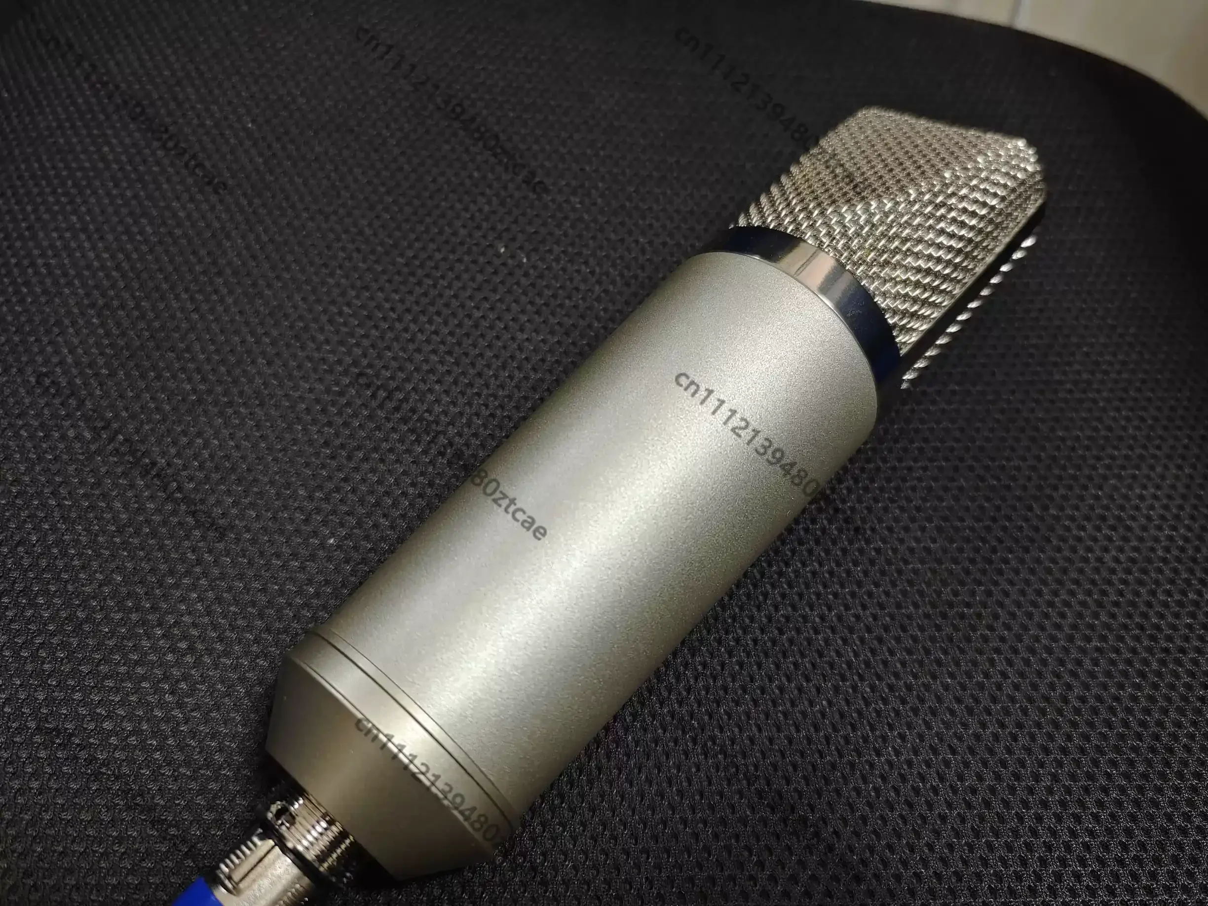 Handmade Finished Large Diaphragm Condenser Microphone with Battery Polarization 48V Power Supply, XLR Balanced Output