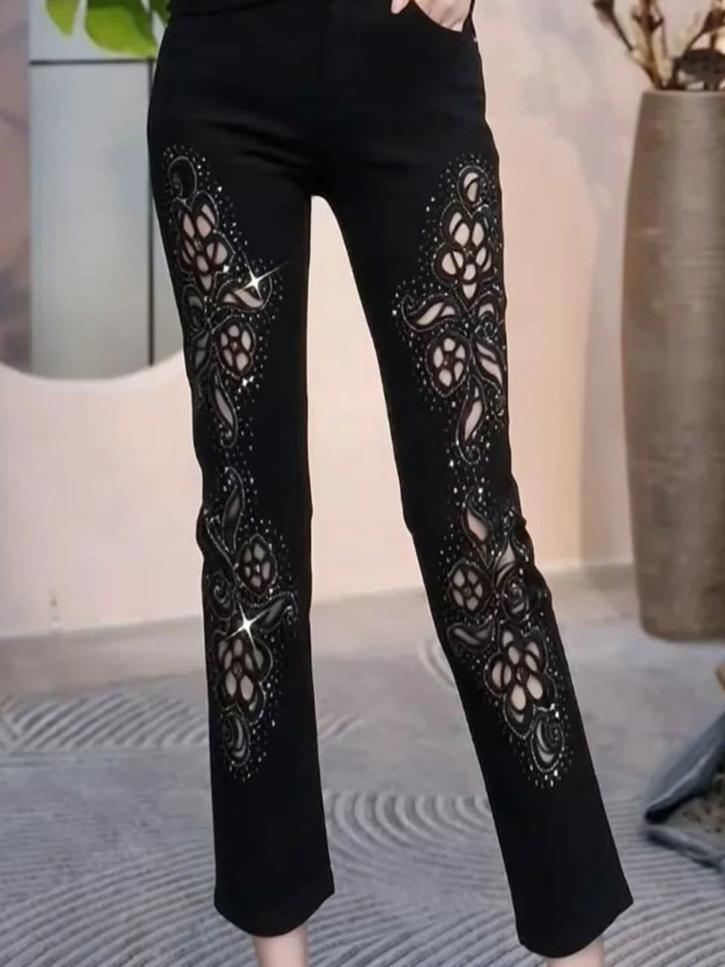Fashionable Hollow out Embroidered Denim Jeans Women's Autumn New Style Slimming Versatile Nine Point Trendy Diamond Heat Tra...