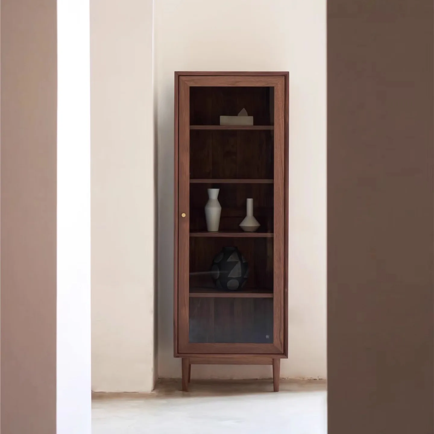 

Retro solid wood bookcase display medieval simple glass cabinet storage cabinet Danish living room locker small apartment