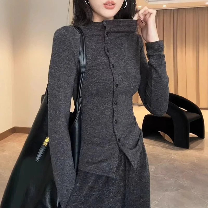 

Fashionable And High-end German Velvet Long Sleeved T-shirt For Women's Autumn New Irregular Bottom Layer Slim And Slimming Top