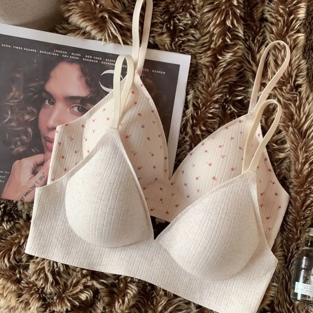 

Simple Flower Wireless Deep V Bra Push Up Shockproof Underwear for Women Lingerie Sweet Seamless Bra Gifts